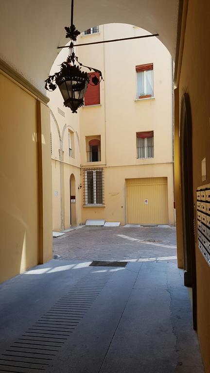 Flatinbo Apartments - Santo Stefano Bologna Luaran gambar
