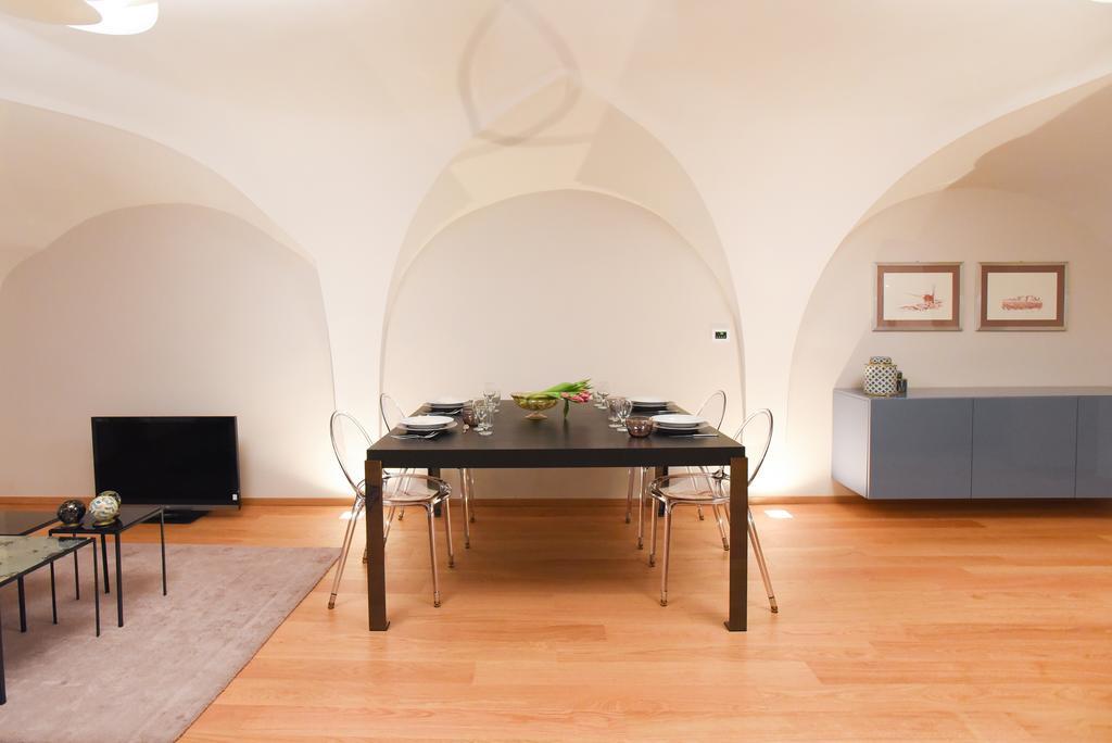 Flatinbo Apartments - Santo Stefano Bologna Luaran gambar